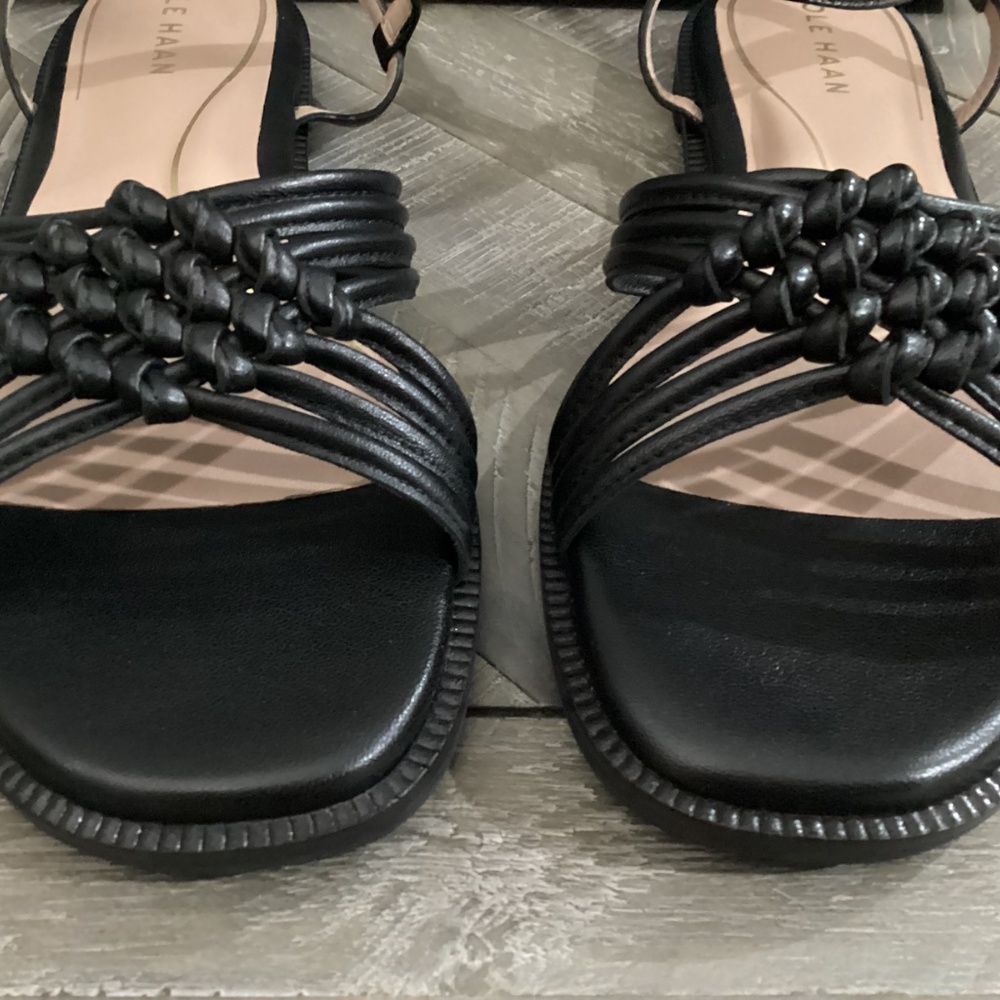 Cole Haan Jitney Sandal (Women, size 8.5 - Picture 2 of 9